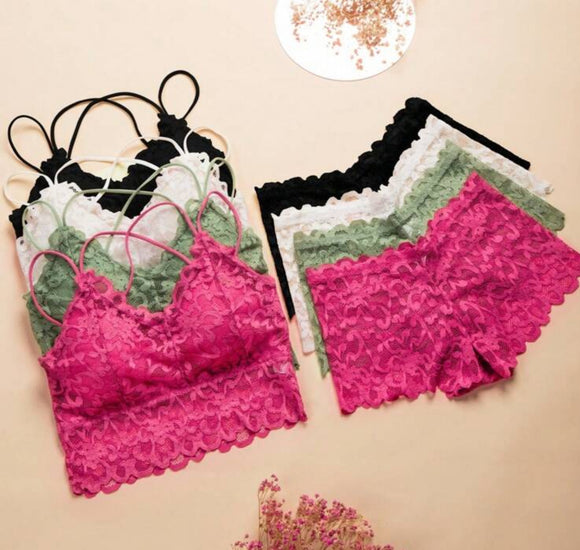2-piece Lace bralette and Boyshorts