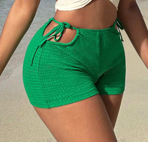 Fitting Shorts With Textured Fabric